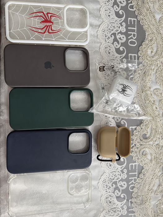 Чехлы на айфон 15 про