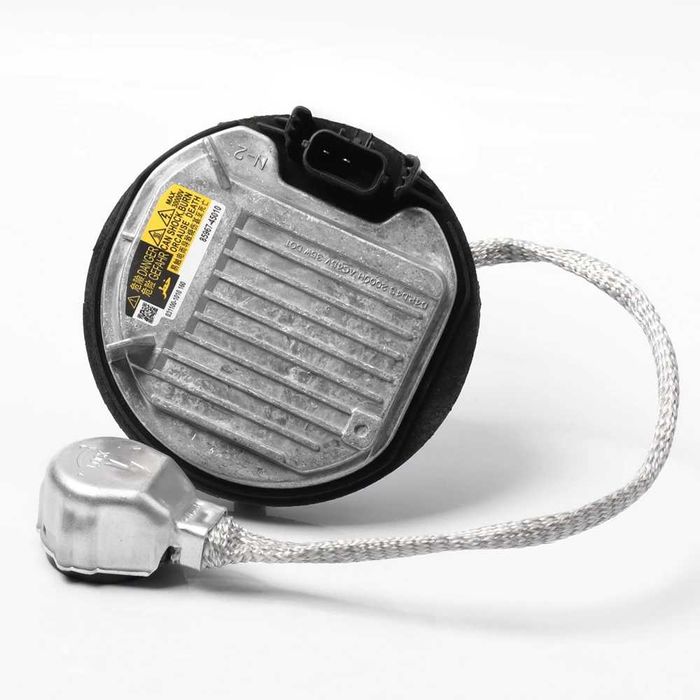 Нов Баласт DDLT004 KDLT004 - Lexus Subaru Toyota Mazda Гаранция