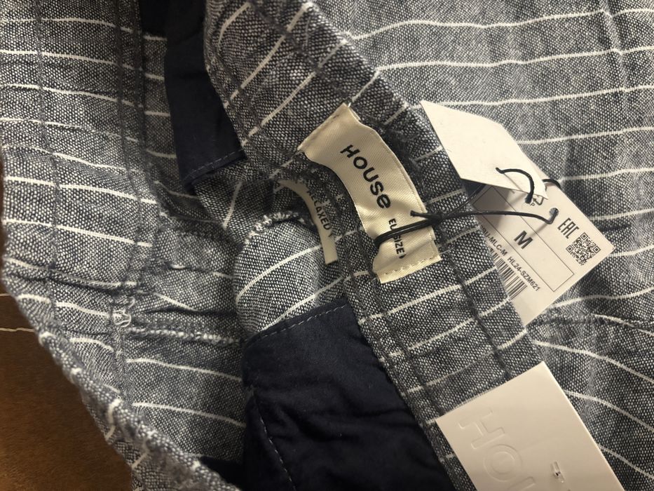 Pantaloni scurti