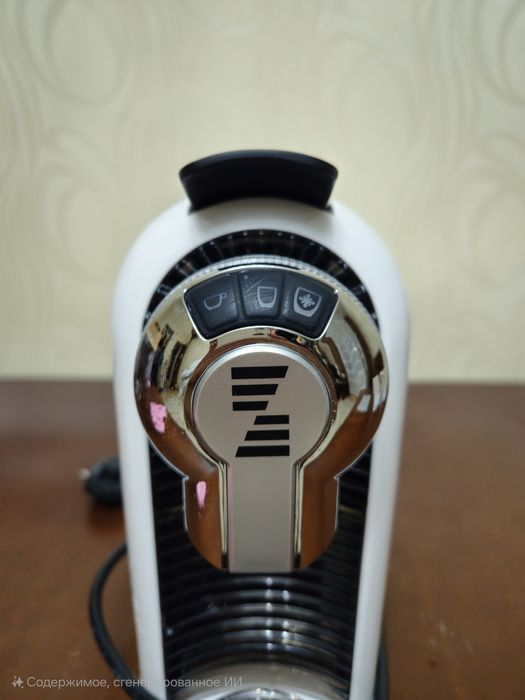 Продам кофемашинку zepter!