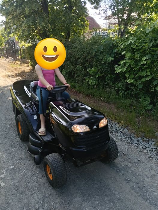 Tractoraș de gazon mcculloch (Husqvarna)