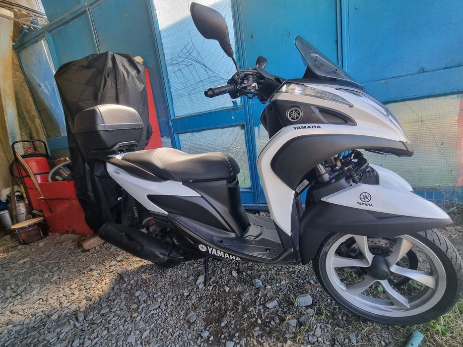 Scuter Yamaha Treecity 125