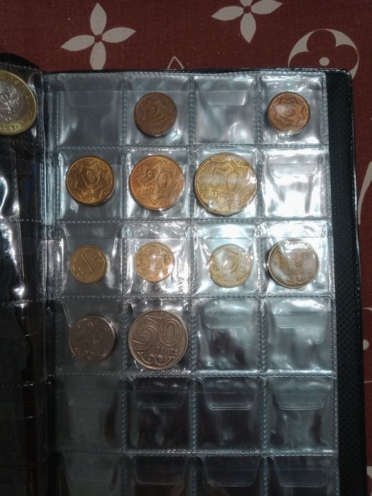 Альбом для монет 240шт