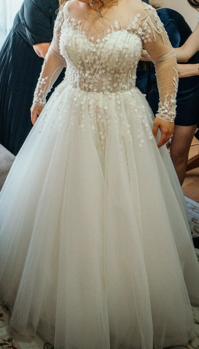 Vând rochie de mireasă