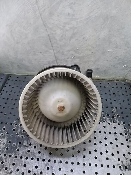 Aeroterma ventilator habitaclu hyundai h-1 50a1f