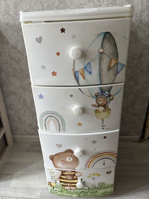 Продается два пластмасовых комода