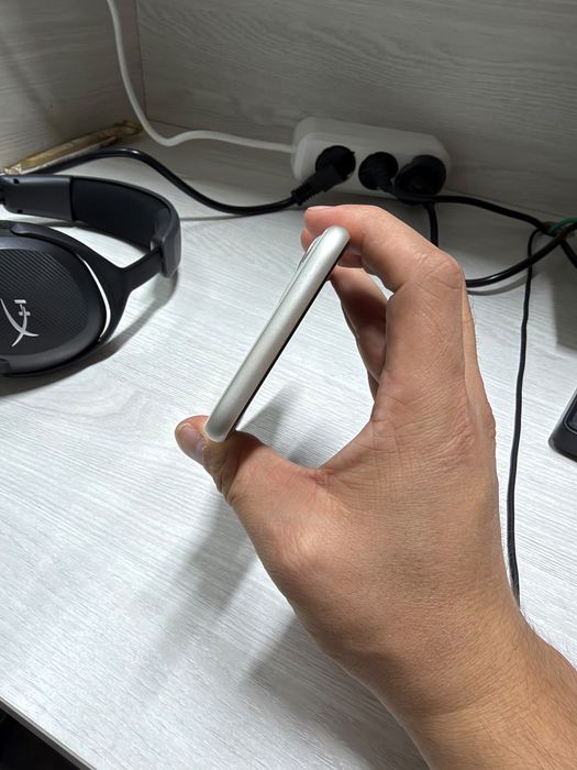 iPhone 11 цена договорная