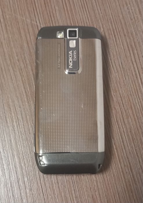 Nokia E66 business