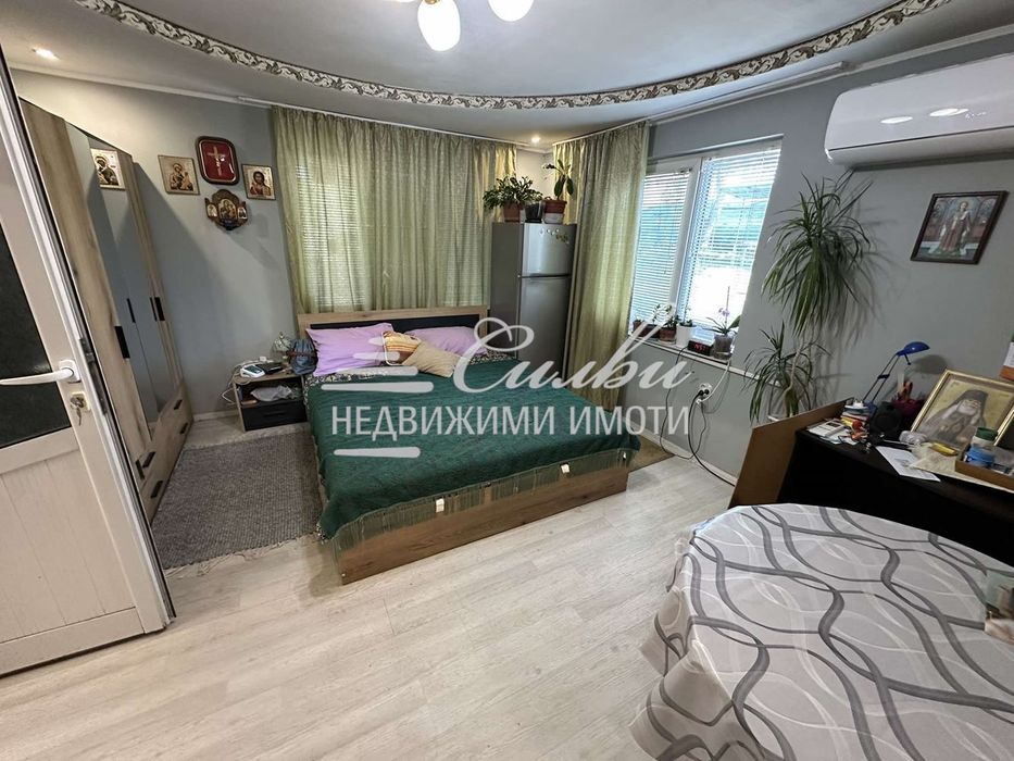 Самостоятелна ТУХЛЕНА къща - кв.Бряг