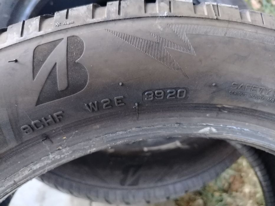 Гуми два броя 205 /55/17