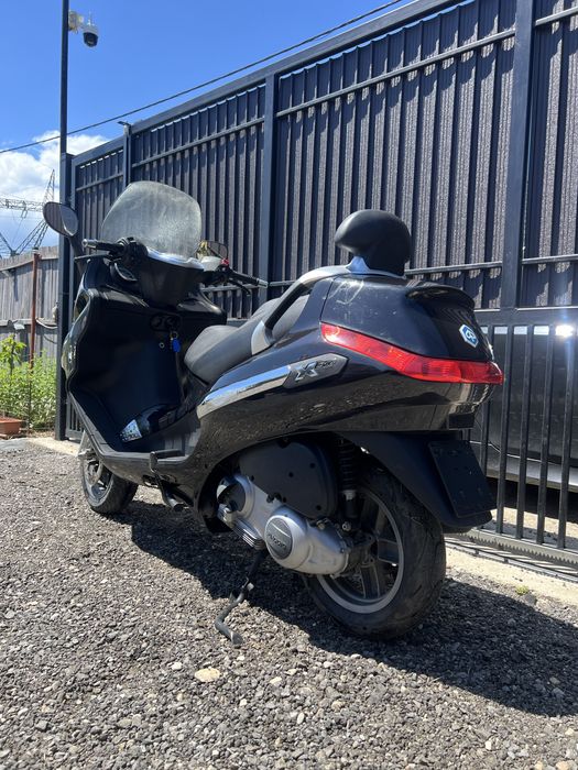 Scuter Piaggio X-evo