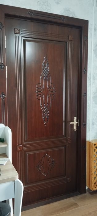 Продаётся межкомнатная дверь
