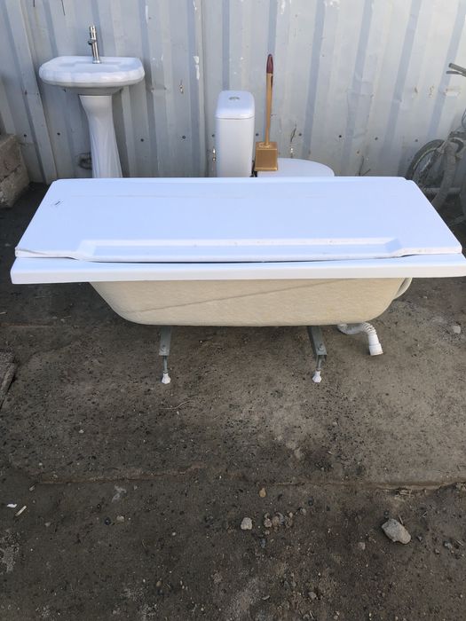 Ванна, прочный пластик