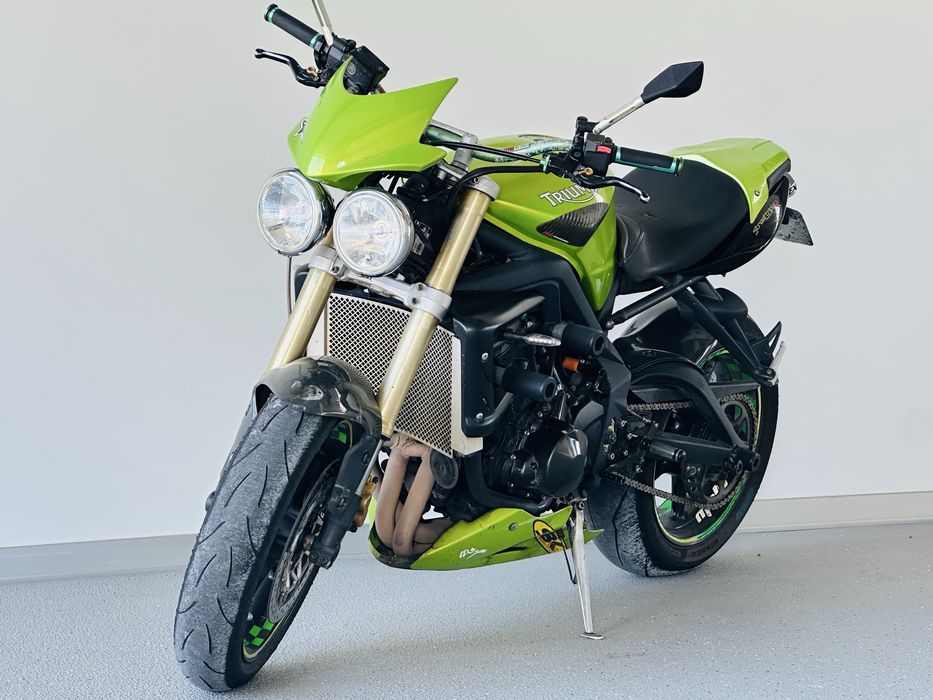 Triumph Street Triple 675