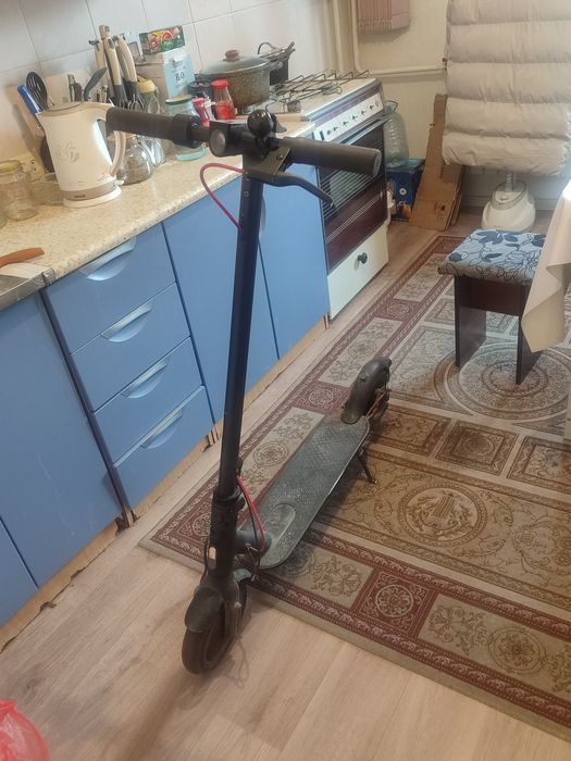 Продам самокат xiaomi m365 pro 2