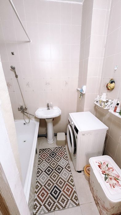 Продается 4 комнатная квартира