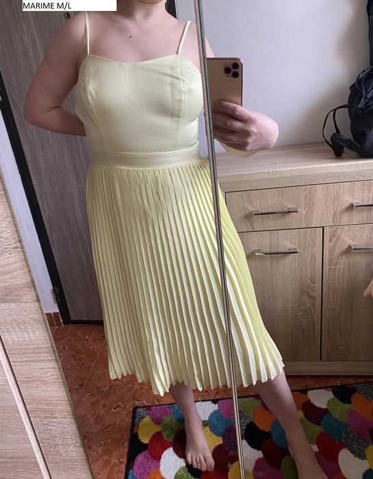 Rochie femei marime M sau L de zi midi