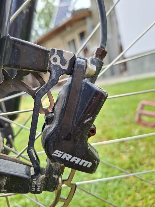 Vând bicicleta dirt Umf Hardy 3