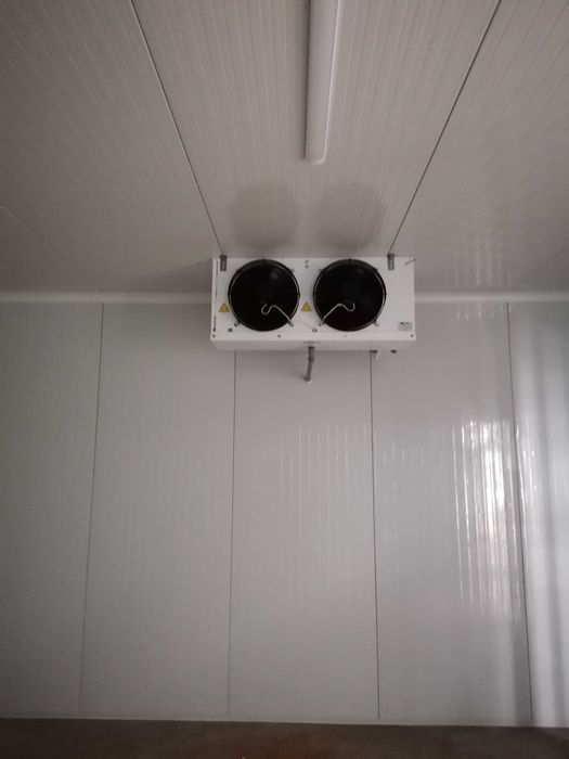 Camera frigorifica refrigerare sau congelare