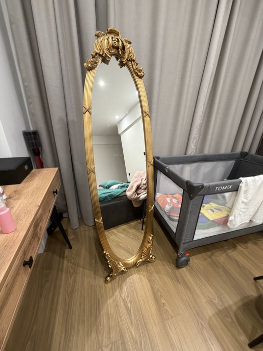 Зеркало напольное