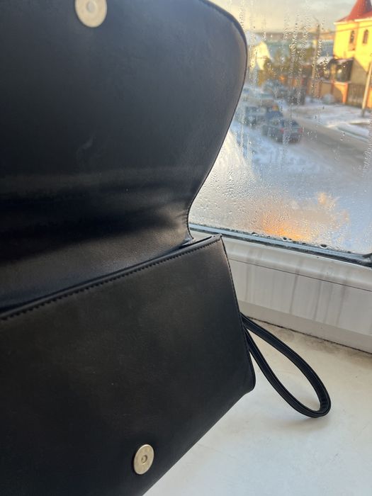 Продам сумочку барсетку