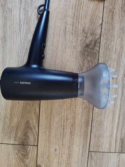 Uscător de păr Philips 3000 Series 2100W (cu difuzor)