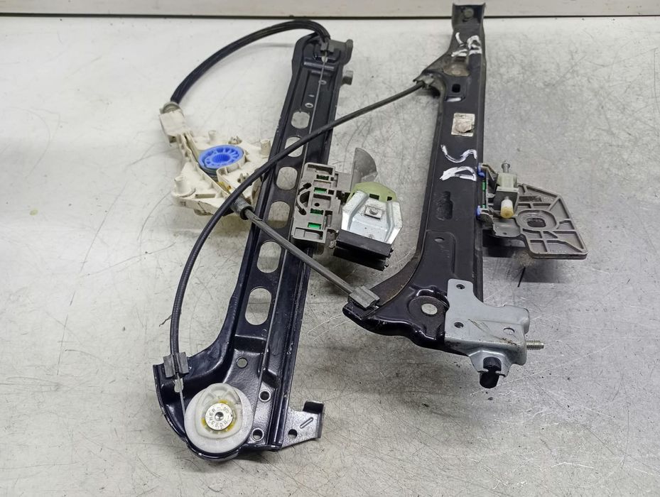 Macara geam dreapta spate A2197300846 Mercedes Benz CLS-Class C219 (2004 - 2008)