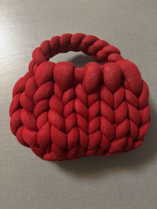 Червена ръчно плетена чанта, отворена-без закопчаване, малка