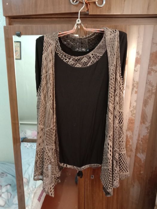 Женские кофты и блузки, 48 размера