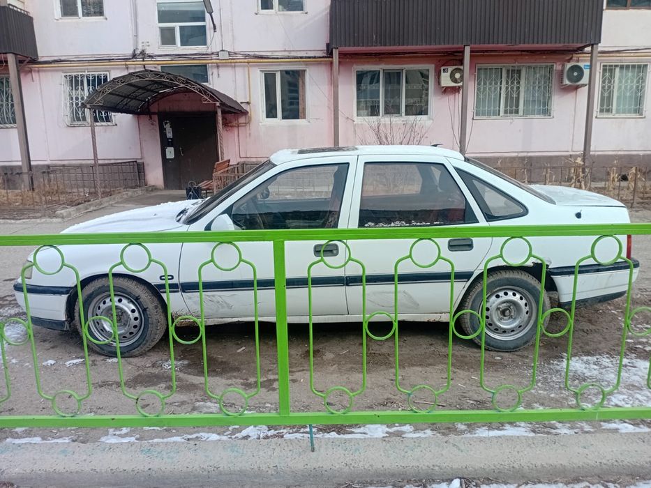 Машина opel 1990 срочно сатылады