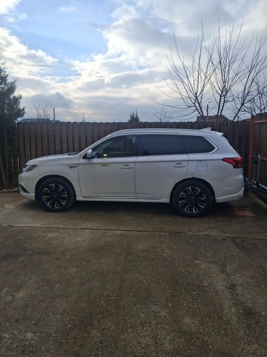 Vand Mitsubishi outlander 2.0phev