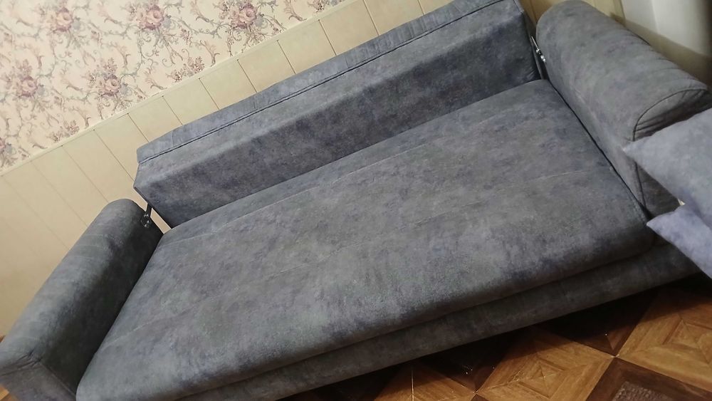 Продается диван.