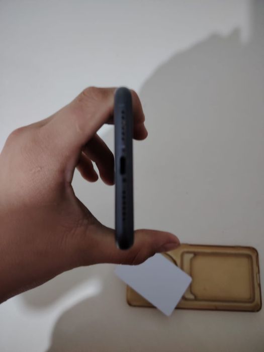 Iphone 11  без ремонт