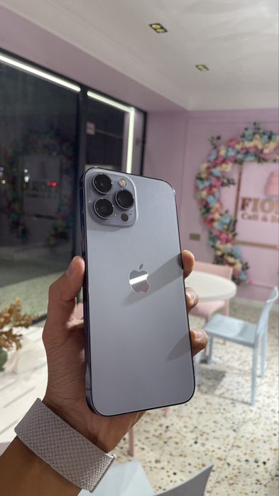 Iphone 13 pro max idiyeal srochna