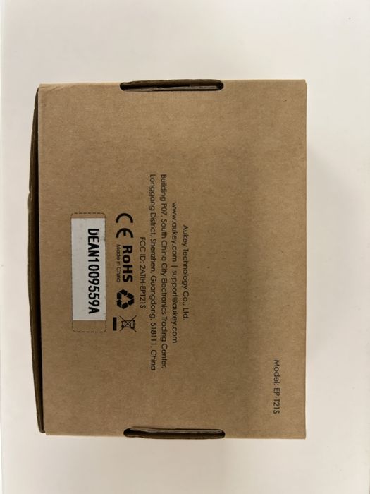 Безжични блутут Слушалки Тапи Черни със зареждащ кейс Aukey Wireless Earbuds EP-T21S