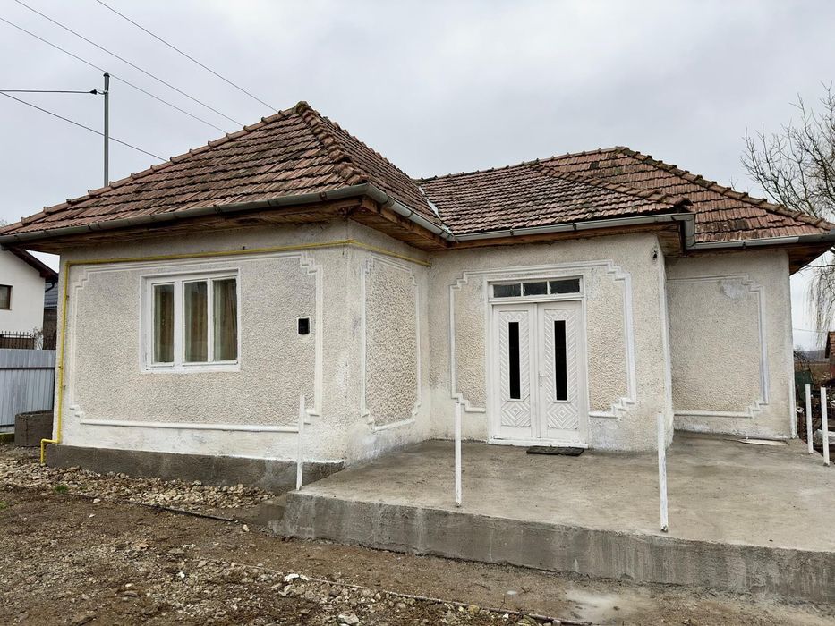 Casă de vânzare din cărămidă Saulia de Câmpie