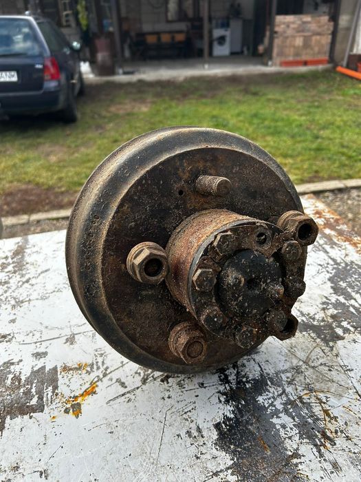 Piese Nissan Trader și altele