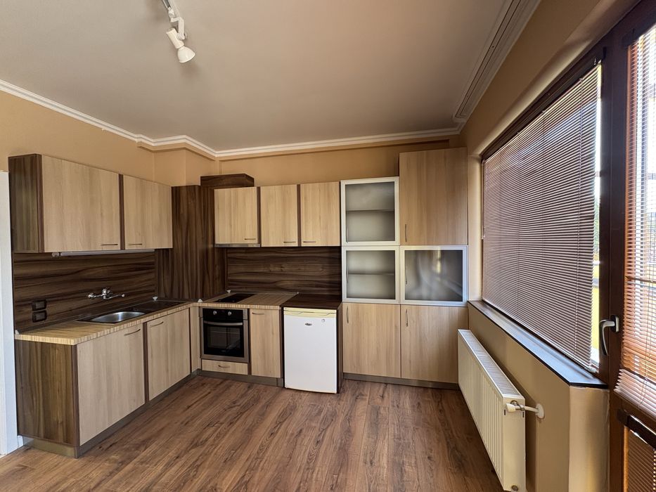 Продава се Двустаен апартамент в Русе, Възраждане - 83 кв.м за 1807 €/кв.м - Снимка #1
