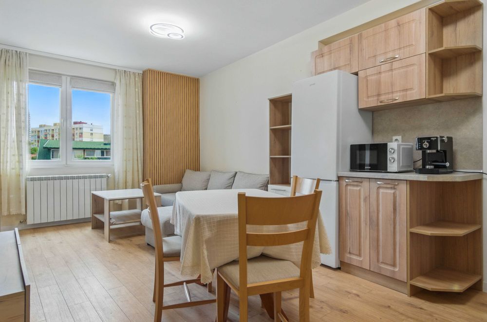 Продава се Двустаен апартамент в София, Надежда 2 - 79 кв.м за 2151 €/кв.м - Снимка #1