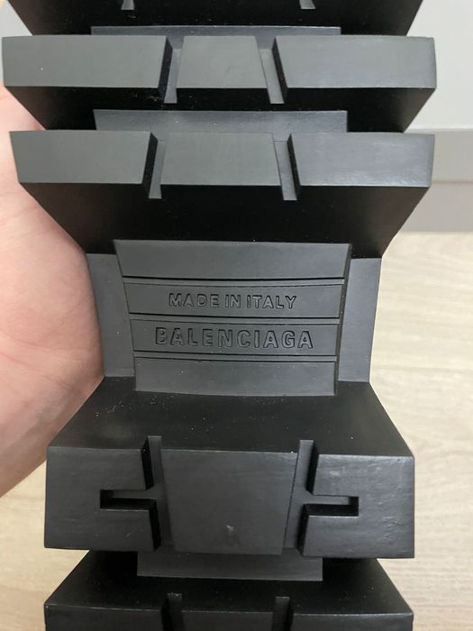 Balenciaga Bulldozer 80