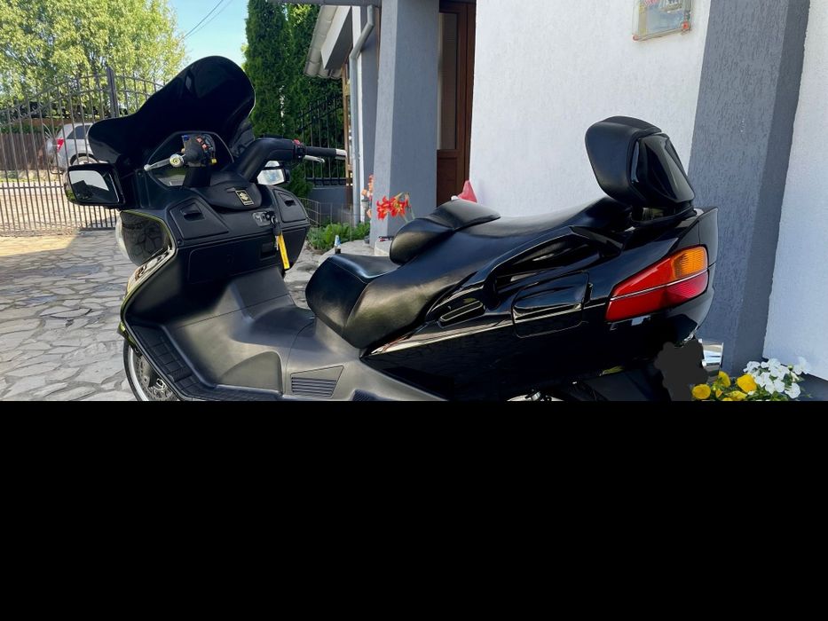 Suzuki Burgman 650 executive, abs