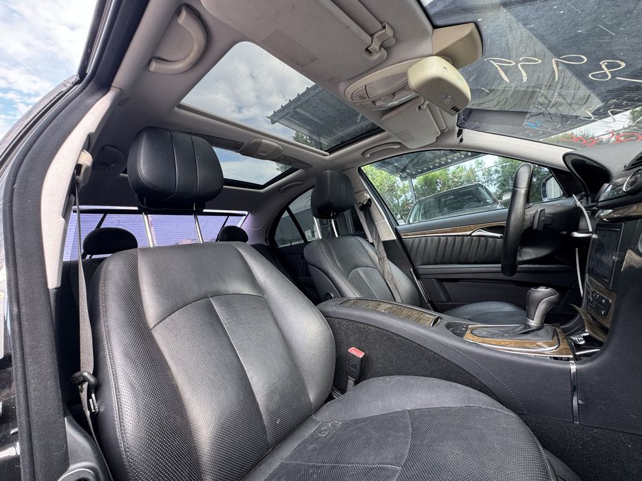 Mercedes-Benz E500 W211 на части