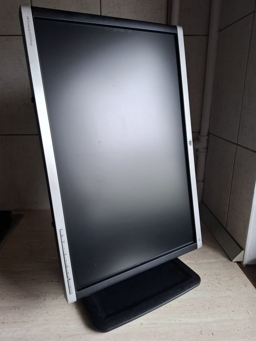 Monitor LG Compaq LA2205wg DEFECT?