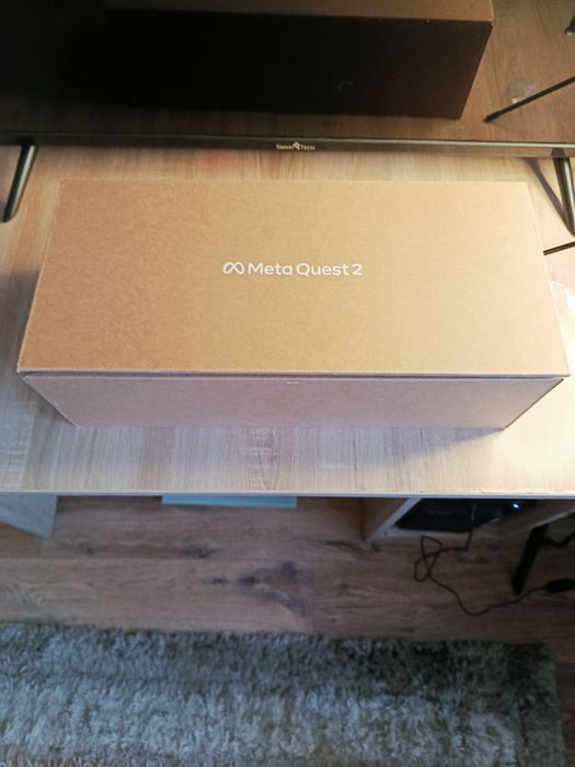 Vând Ochelari VR Meta Quest 2 128GB - Impecabili, Complet în Cutie!