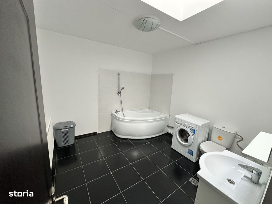 Apartament cu 3 camere de închiriat ( duplex)