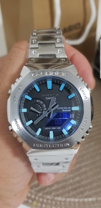 casio g-shock model- GM-B2100 nou  adus din anglia
