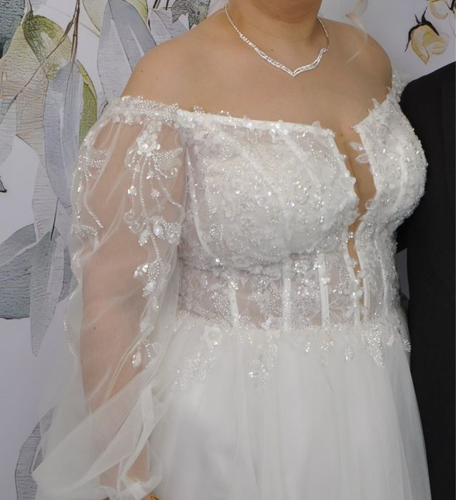 Vand/Inchiriez Rochie mireasa Doua Inimi plus size