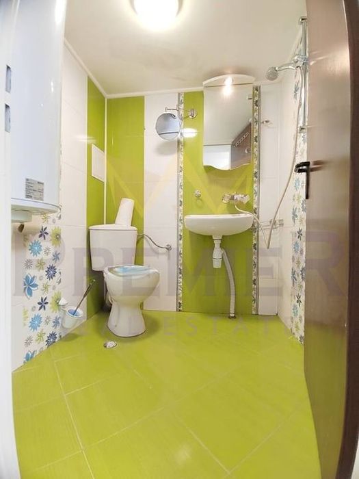 Продава се Двустаен апартамент в Бургас, Възраждане - 91 кв.м за 1814 €/кв.м - Снимка #3