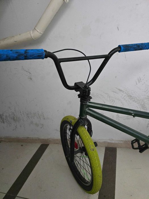 Bicicletă BMX BTWIN 20 inch WIPE 500 starea buna decathlon nou 1299 lei + bonus peguri