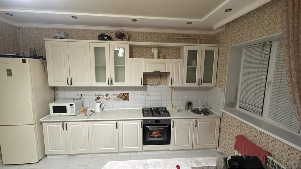 Кухпнный гарнитур